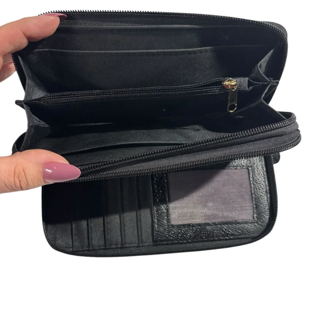 Tahari Black Floral Embossed Leather Double Zipper‎ Wallet 8x4”